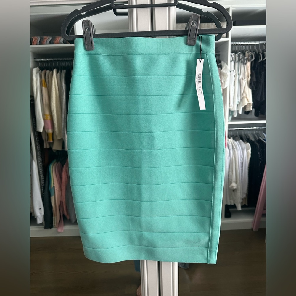 Susana Monaco midi bandage skirt. Size Medium
